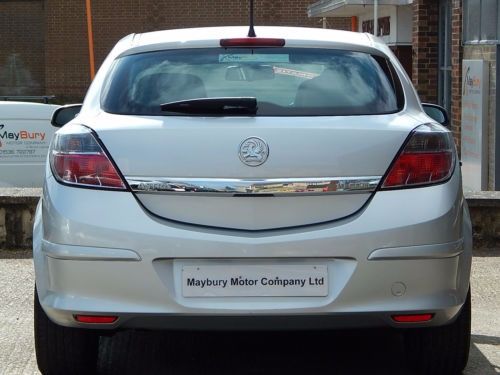 2006 VAUXHALL ASTRA 1.9 image 3
