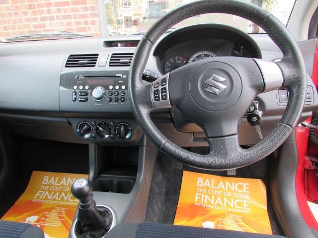 2009 SUZUKI SWIFT 1.3 image 4