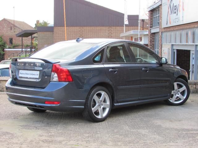 2009 VOLVO S40 1.6 R-DESIGN SPORT image 3
