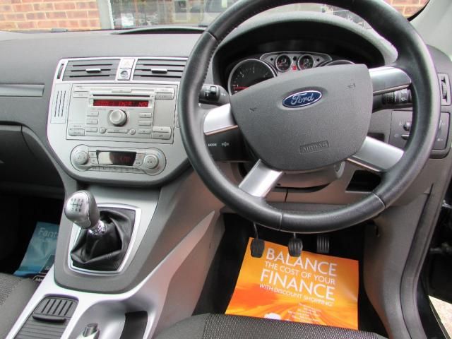 2012 FORD KUGA 2.0 ZETEC TDCI image 4