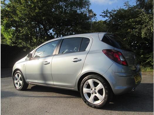 2013 Vauxhall/Opel Corsa 1.2i image 2