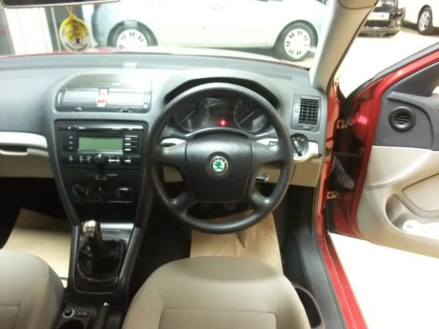 2007 SKODA OCTAVIA 1.9 image 4