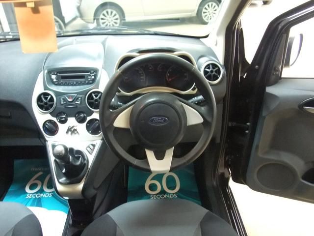 2009 FORD KA 1.2 ZETEC image 4