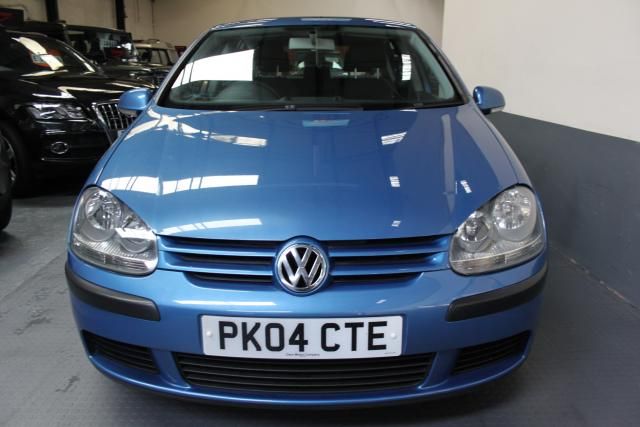 2004 VOLKSWAGEN GOLF 1.4 S image 2