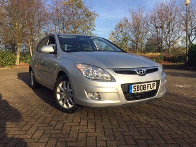 2008 HYUNDAI I30 2.0 CRDI image 1