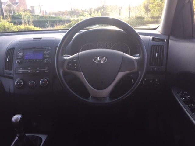 2008 HYUNDAI I30 2.0 CRDI image 4