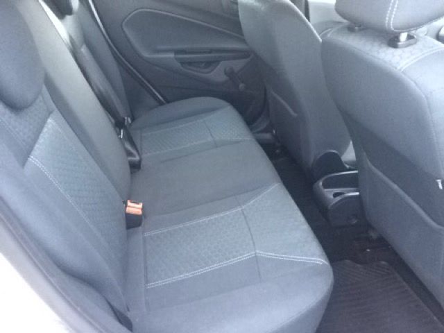 2010 FORD FIESTA 1.2 ZETEC image 5