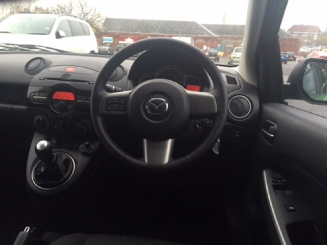 2013 MAZDA 2 1.3 image 4