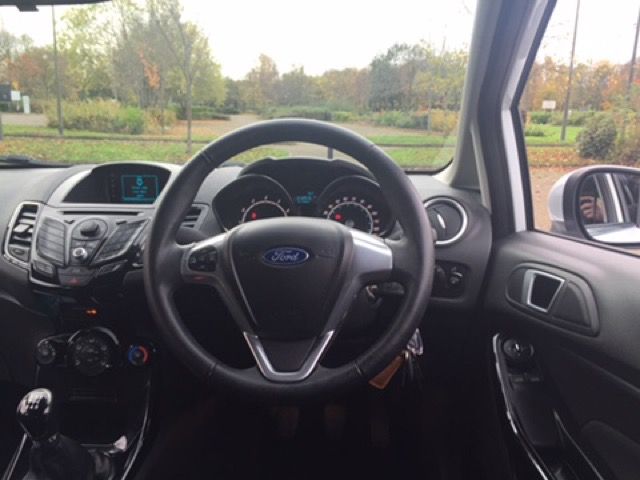 2014 FORD FIESTA 1.2 ZETEC image 4