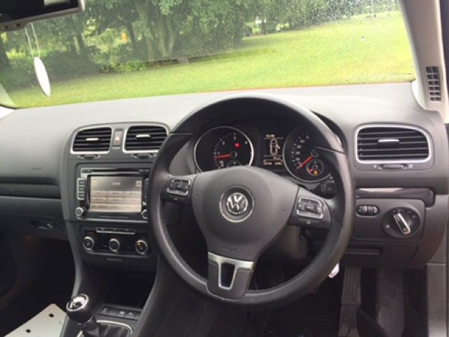 2012 VOLKSWAGEN GOLF 1.6 image 4