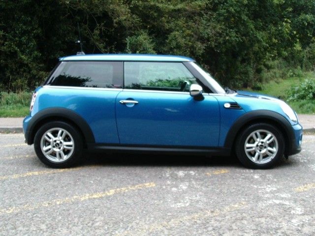 2011 Mini Hatch One 1.6 image 2