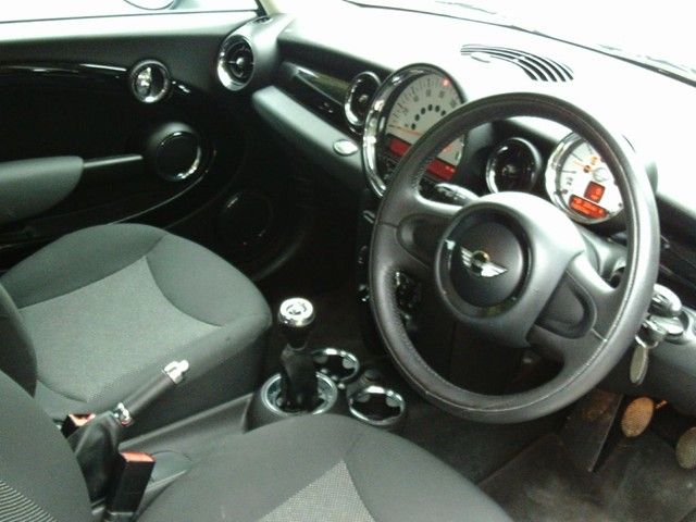 2011 Mini Hatch One 1.6 image 4