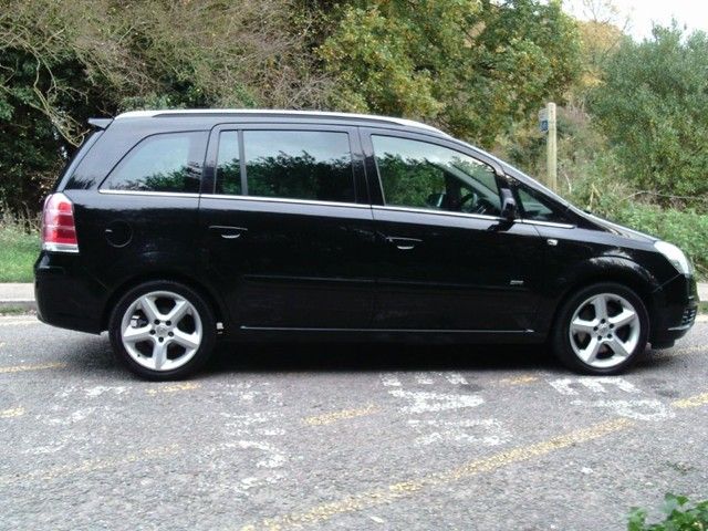 2006 Vauxhall Zafira 1.9CDTi image 2