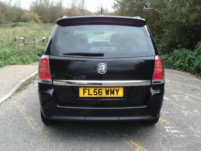 2006 Vauxhall Zafira 1.9CDTi image 3
