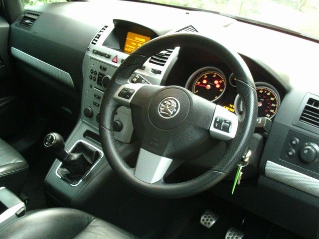 2006 Vauxhall Zafira 1.9CDTi image 4
