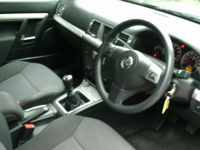 2008 Vauxhall Vectra 1.8i VVT image 4