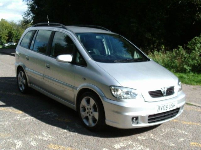 2005 Vauxhall Zafira 2.0DTi image 1