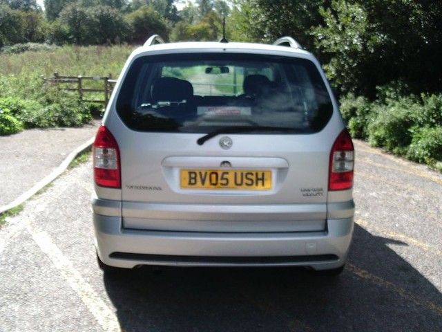 2005 Vauxhall Zafira 2.0DTi image 3