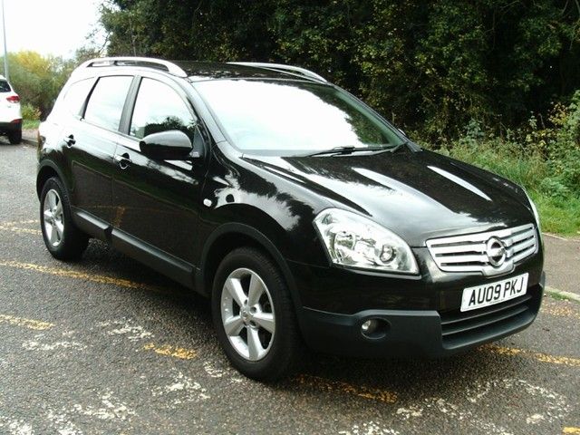 2009 Nissan Qashqai +2 2.0dCi image 1