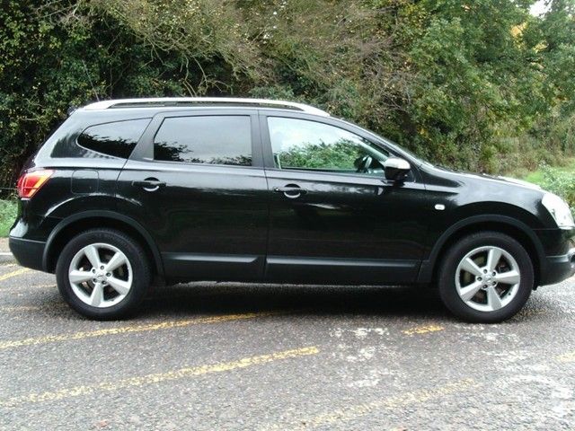 2009 Nissan Qashqai +2 2.0dCi image 2