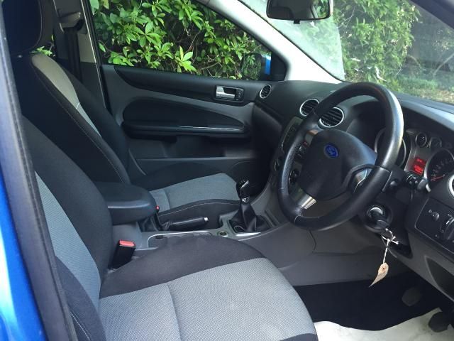 2010 FORD FOCUS 1.6 ZETEC image 4