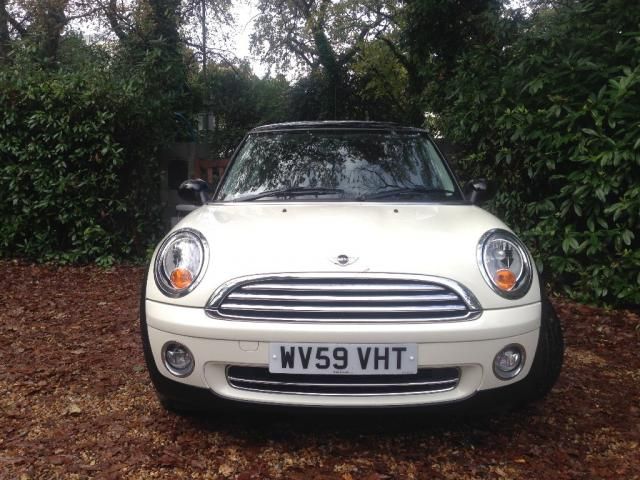 2009 MINI HATCH 1.6 COOPER image 2
