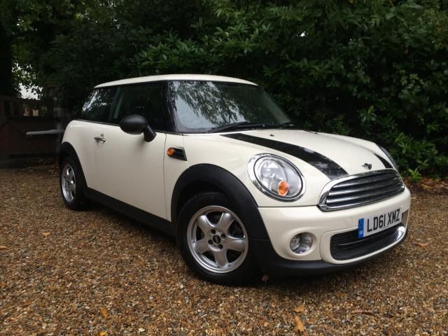 2011 MINI HATCH ONE 1.6 image 1