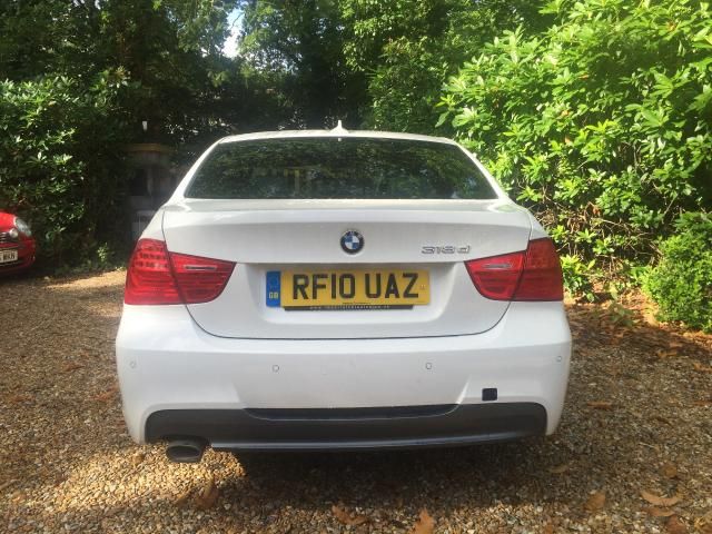 2010 BMW 2.0 318D M SPORT image 3