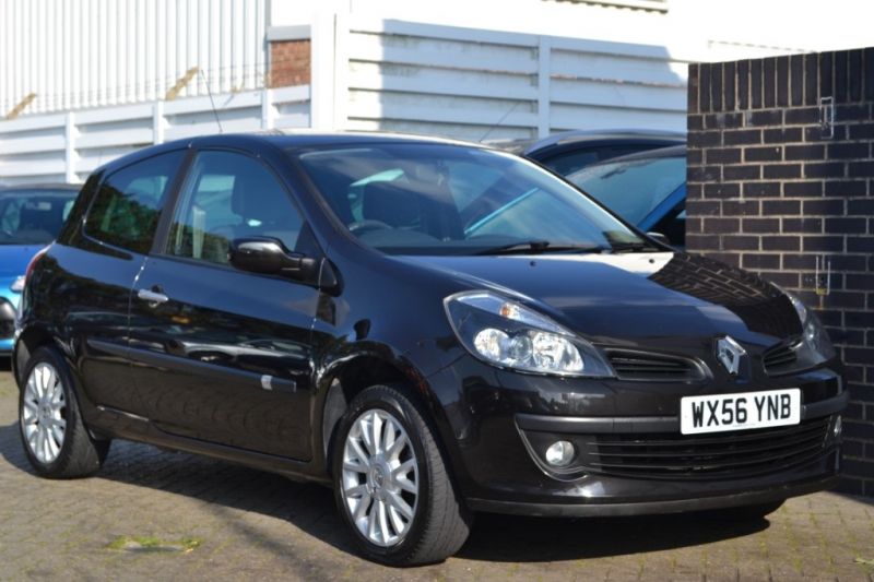 2006 Renault Clio Dynamique S 3dr image 1