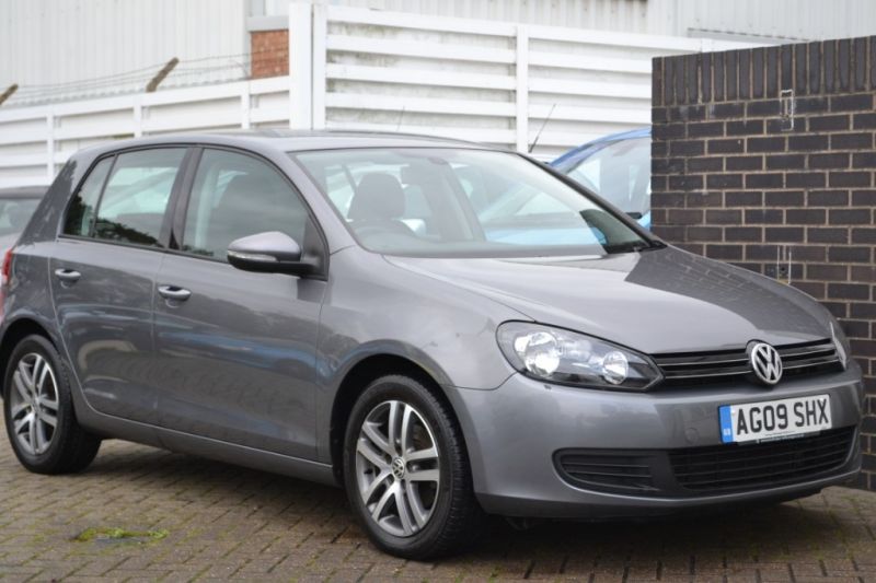 2009 Volkswagen Golf SE TDi 5dr image 1
