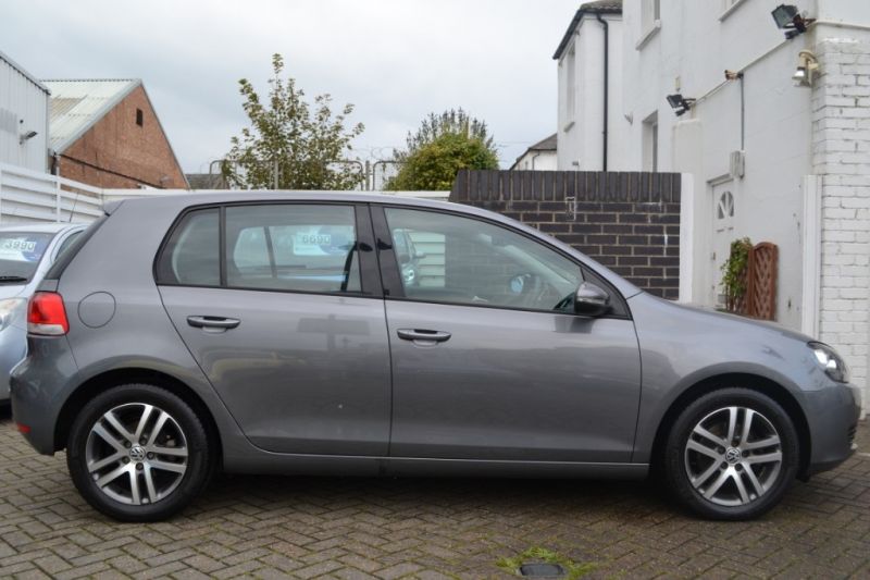 2009 Volkswagen Golf SE TDi 5dr image 2