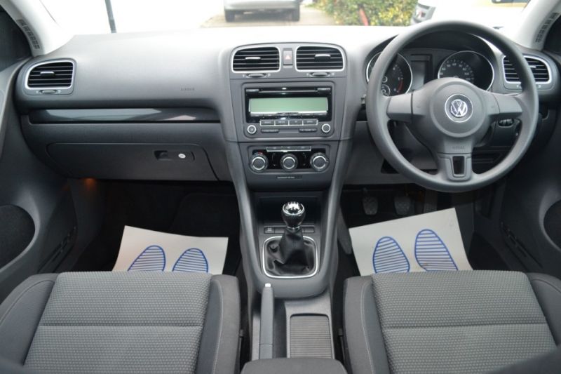 2009 Volkswagen Golf SE TDi 5dr image 4