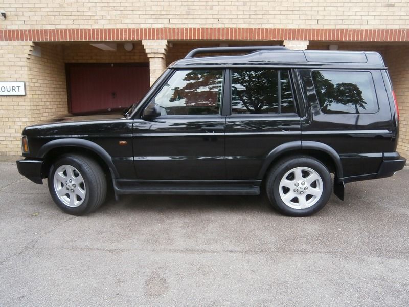 2003 Land Rover Discovery V8I ES image 2