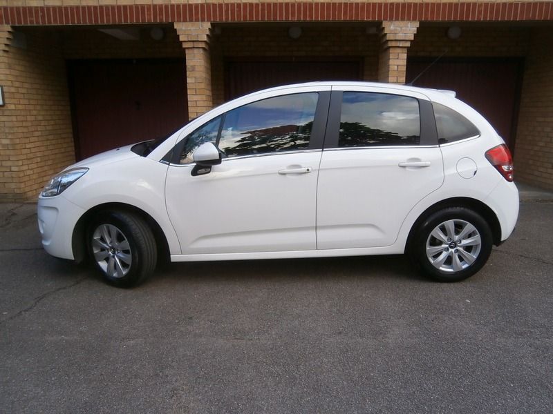 2010 Citroen C3 VTR Plus HDI image 2