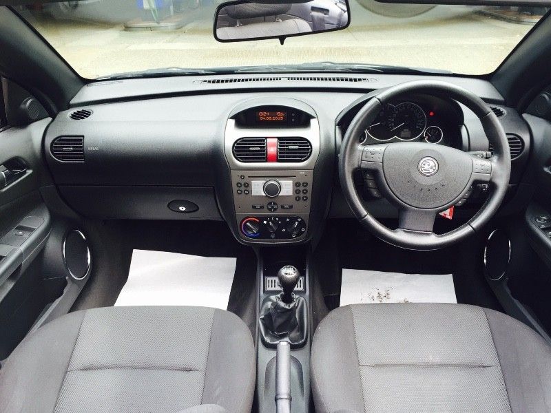 2006 Vauxhall Tigra 1.4i 16v image 5