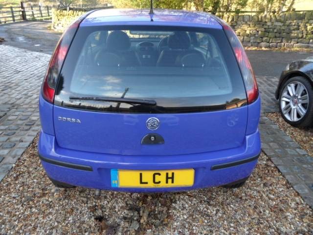 2006 VAUXHALL CORSA 1.0i 12V Life image 3