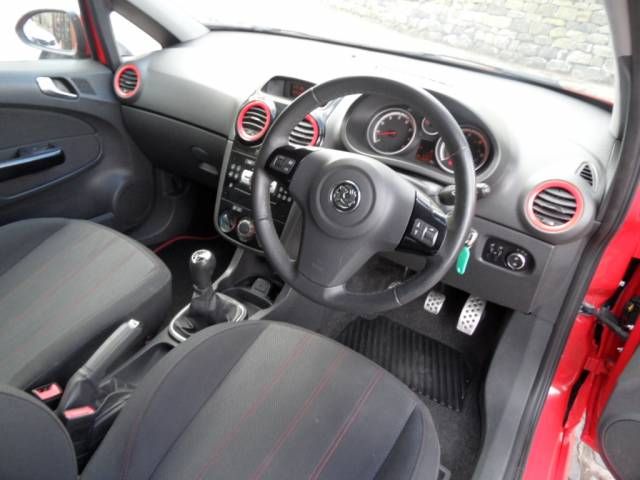 2011 VAUXHALL CORSA 1.2i image 4