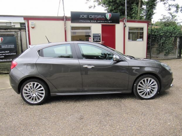 2011 Alfa Romeo Giulietta 1.4 image 3