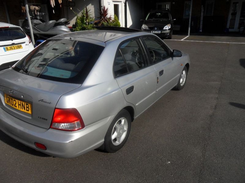 2002 Hyundai Accent 1.5CDX Automatic image 1