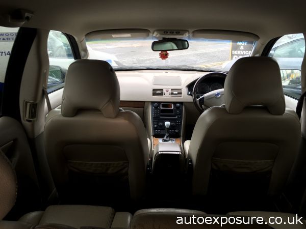 2003 Volvo XC90 2.9 T6 SE image 4