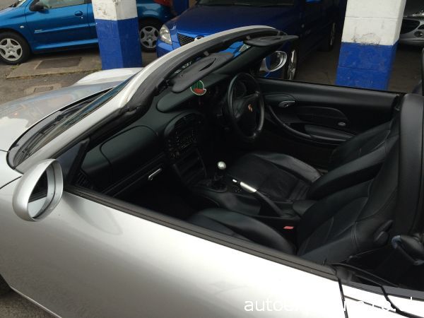 2003 Porsche Boxster 2.7 image 4