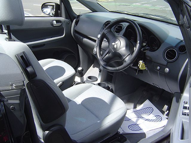 2008 MITSUBISHI COLT Cabriolet 1.5 CZC 2 2dr image 4