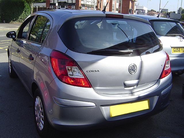2008 VAUXHALL CORSA 1.2 i 16v Life 5dr image 3