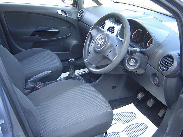 2008 VAUXHALL CORSA 1.2 i 16v Life 5dr image 4