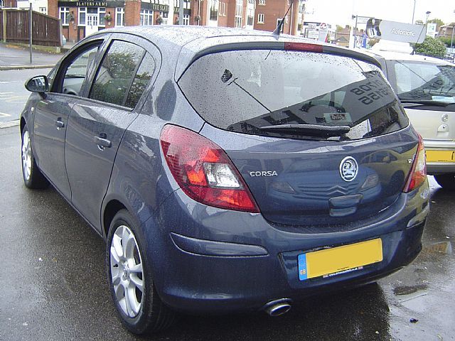 2010 VAUXHALL CORSA 1.2 SXi image 3