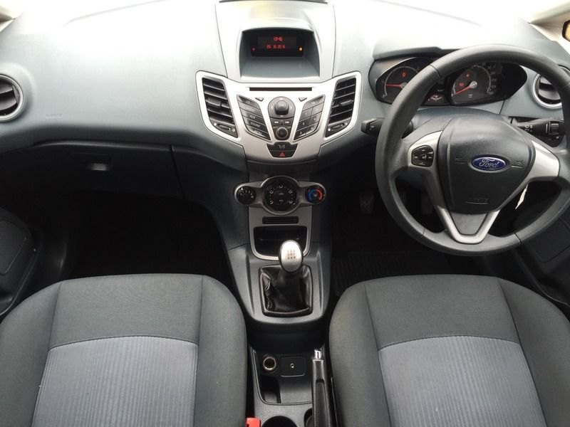 2010 Ford Fiesta Edge TDCI image 4
