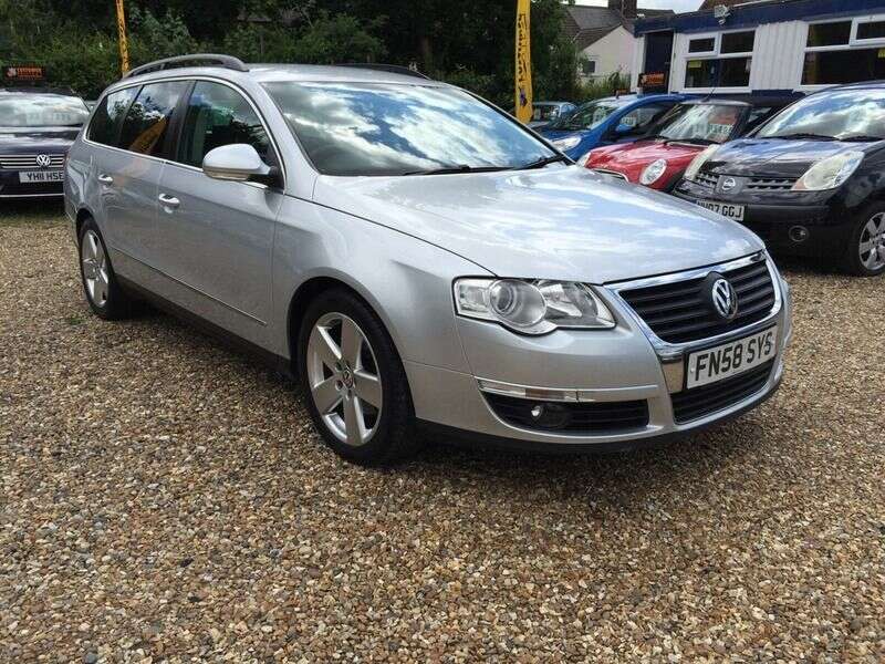 2008 Volkswagen Passat TDI Sport image 1