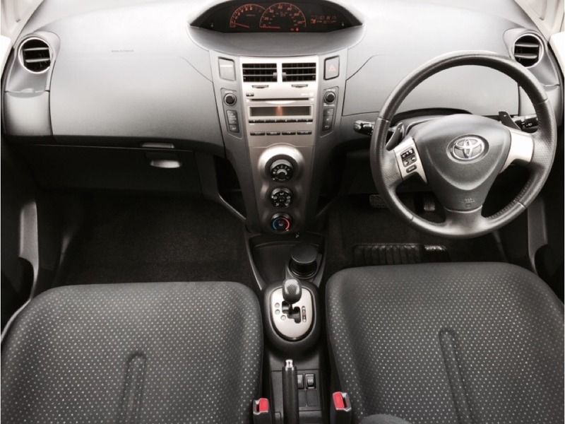 2010 Toyota Yaris TR Vvt-i MM image 4