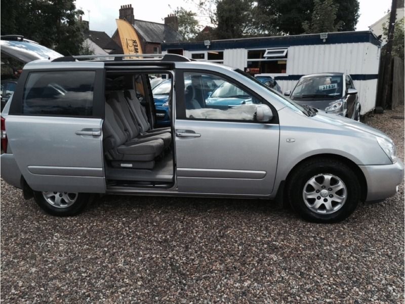 2007 Kia Sedona LS image 3