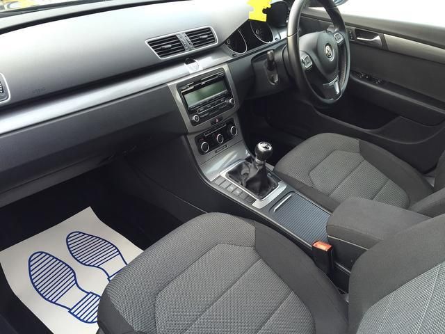 2011 Volkswagen Passat SE TDI image 5